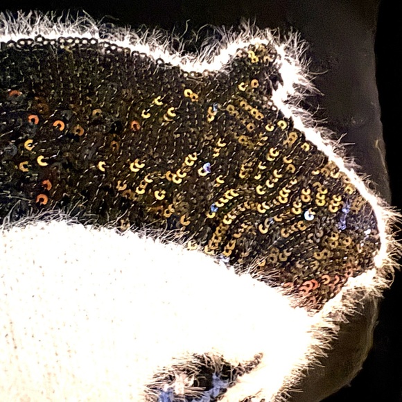 Karl Lagerfeld Black Sweater with White Cat and Beret - Picture 3 of 9